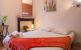 Le Cocon Bleu - Appartement Calme - Parking Gratuit - Fibre